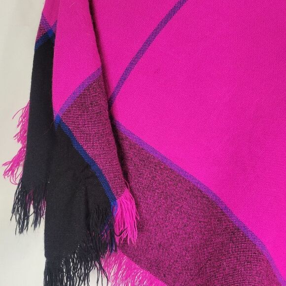 Vibrant Fuscia Pink and Black Fringed Shawl Scarf - Picture 6 of 8